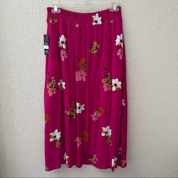 a.n.a women’s high low floral print skirt, size 2, fuschsia - Picture 2 of 7